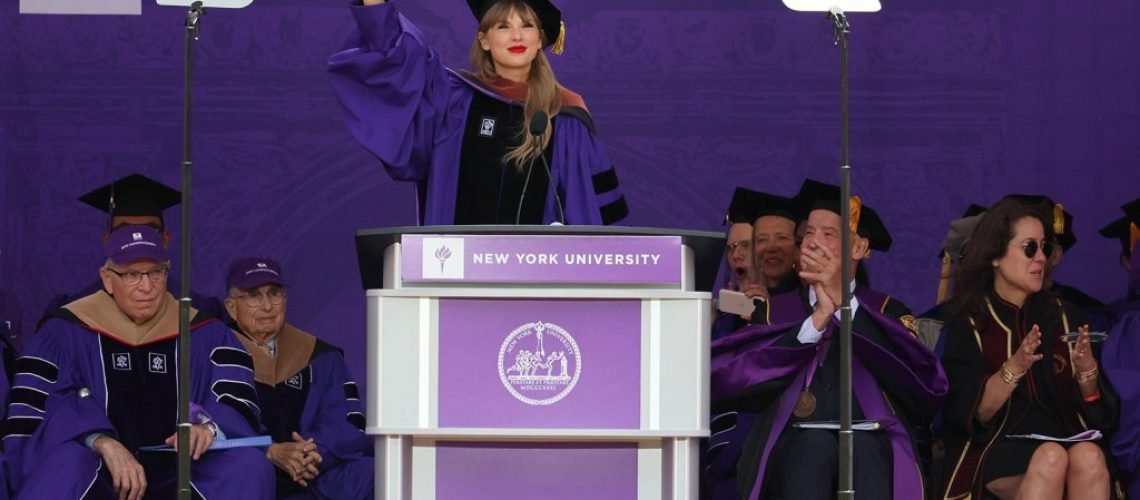 03-taylor-swift-nyu-graduation-billboard-1548.jpg