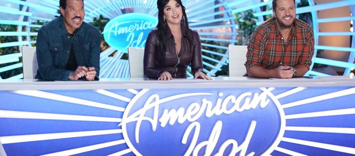 American-Idol-judges-2022-billboard-1548.jpg