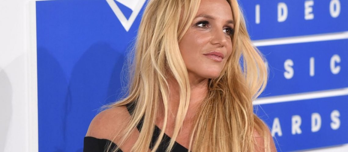Britney-Spears-2016-Billboard-1548.jpg