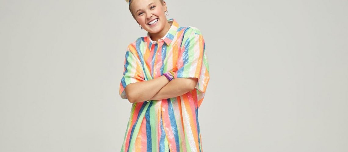 JoJo-Siwa-cr-Sami-Drasin-press-2022-billboard-1548.jpg