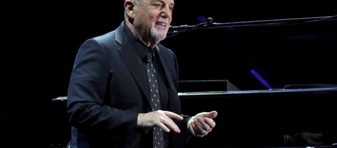 billy-joel-performs-las-vegas-2022-billboard-1548.jpg