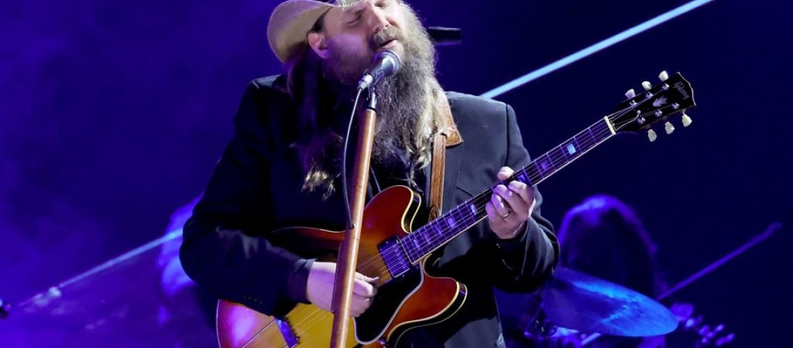 feature-cpp-chris-stapleton-2022-billbard-1548.jpg